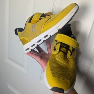 On Kids' Running Cloud Play on cloud children shoe 13 running shoe yellow black